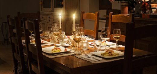 Die Bedeutung der Tischkultur: Soziale und Gesellschaftliche Aspekte des Gemeinsamen Essens auf besteckkasten-besteckset.de